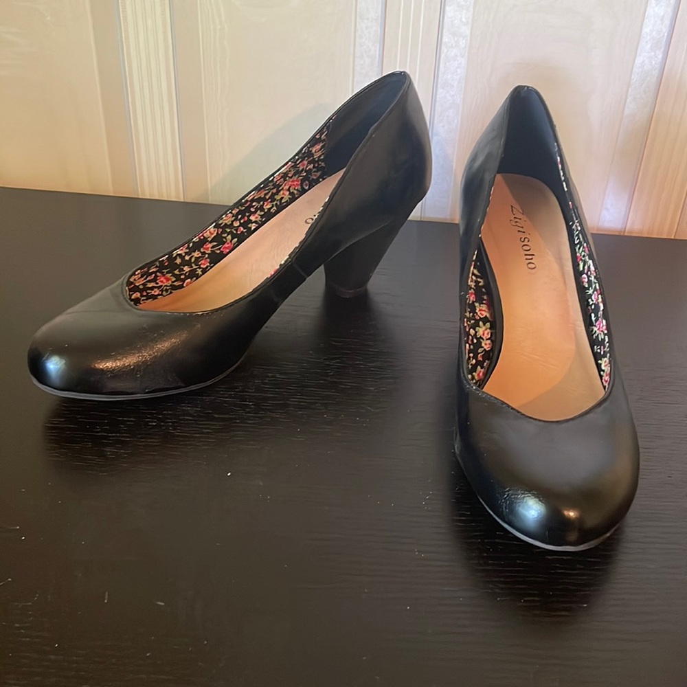 Black Zigi soho low heels